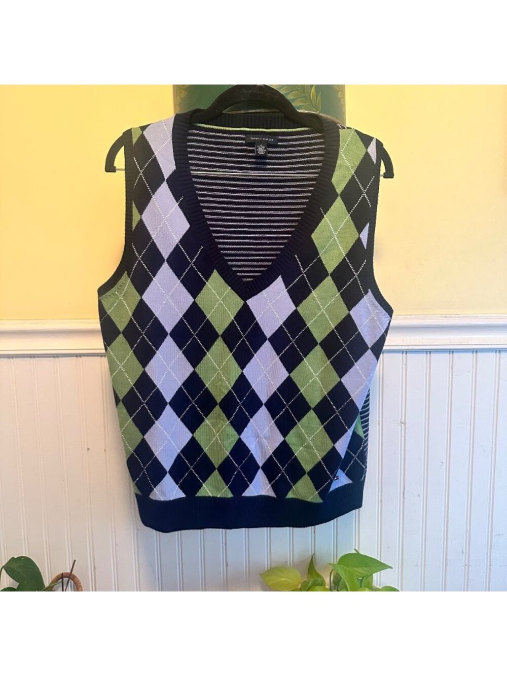 Tommy Hilfiger XL Argyle Sweater vest blue green stripes